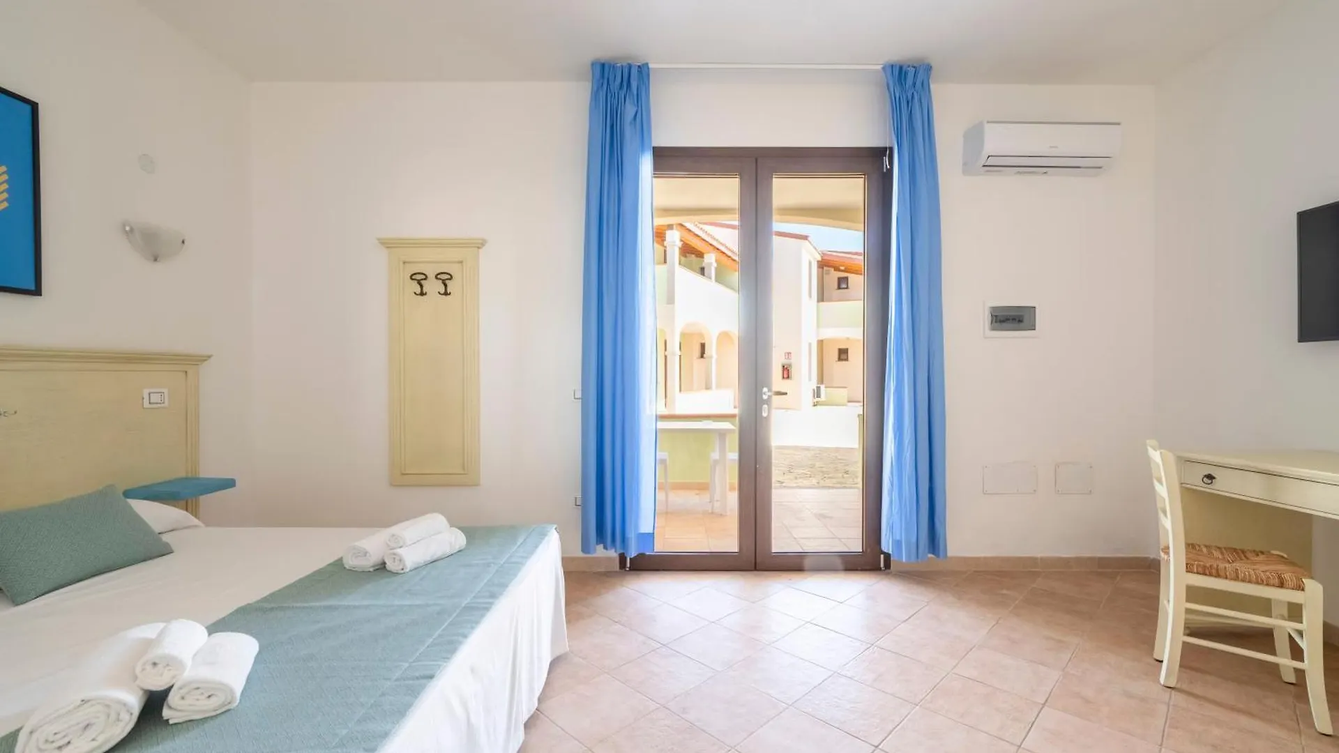 Mimose Beach Village Badesi
