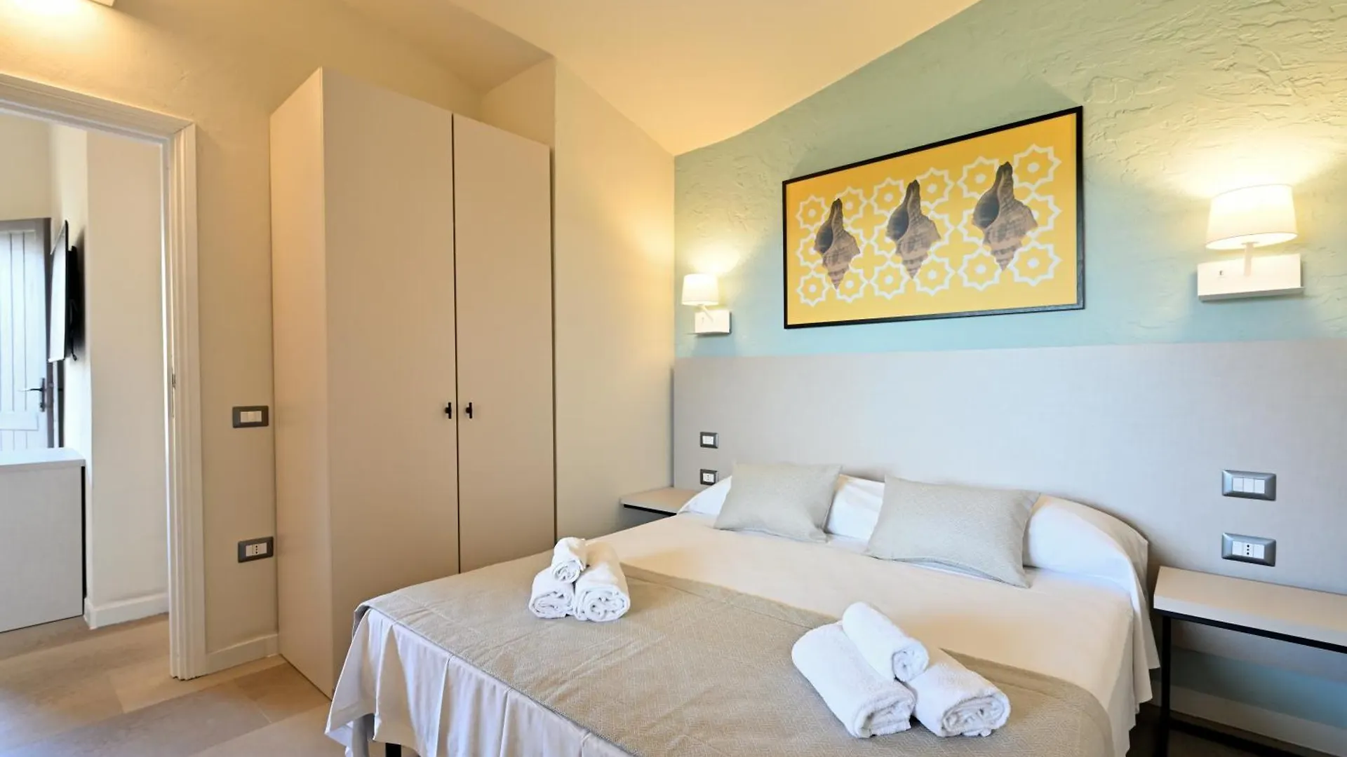 Hotel Mimose Beach Village Badesi