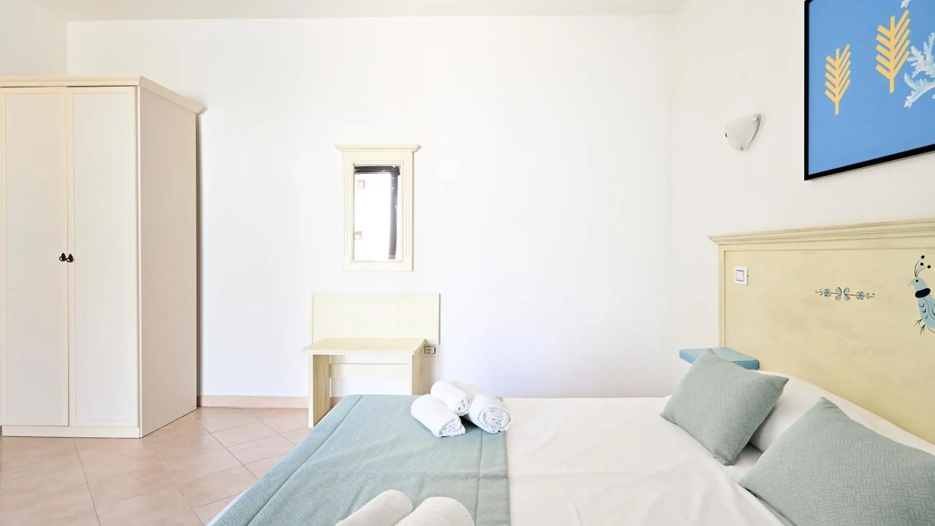 Mimose Beach Village Badesi 4*,